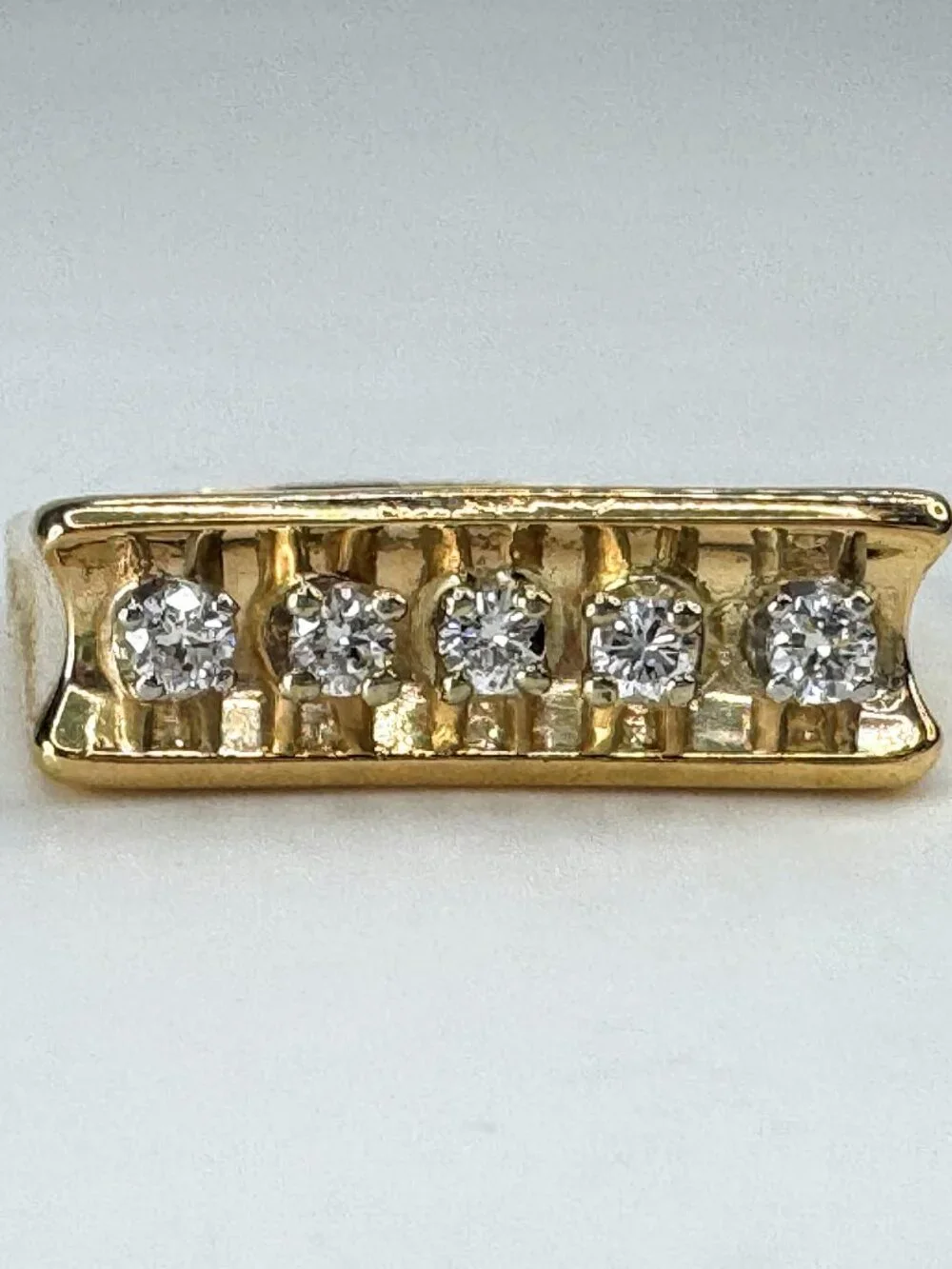 Vintage 14K Yellow Gold Five Diamond 0.3ct Men’s Ring Size 10.25 JR1856